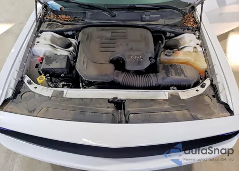 2016 Dodge Challenger Sxt z USA, uszkodzony, nr VIN 2C3CDZAG6GH249740